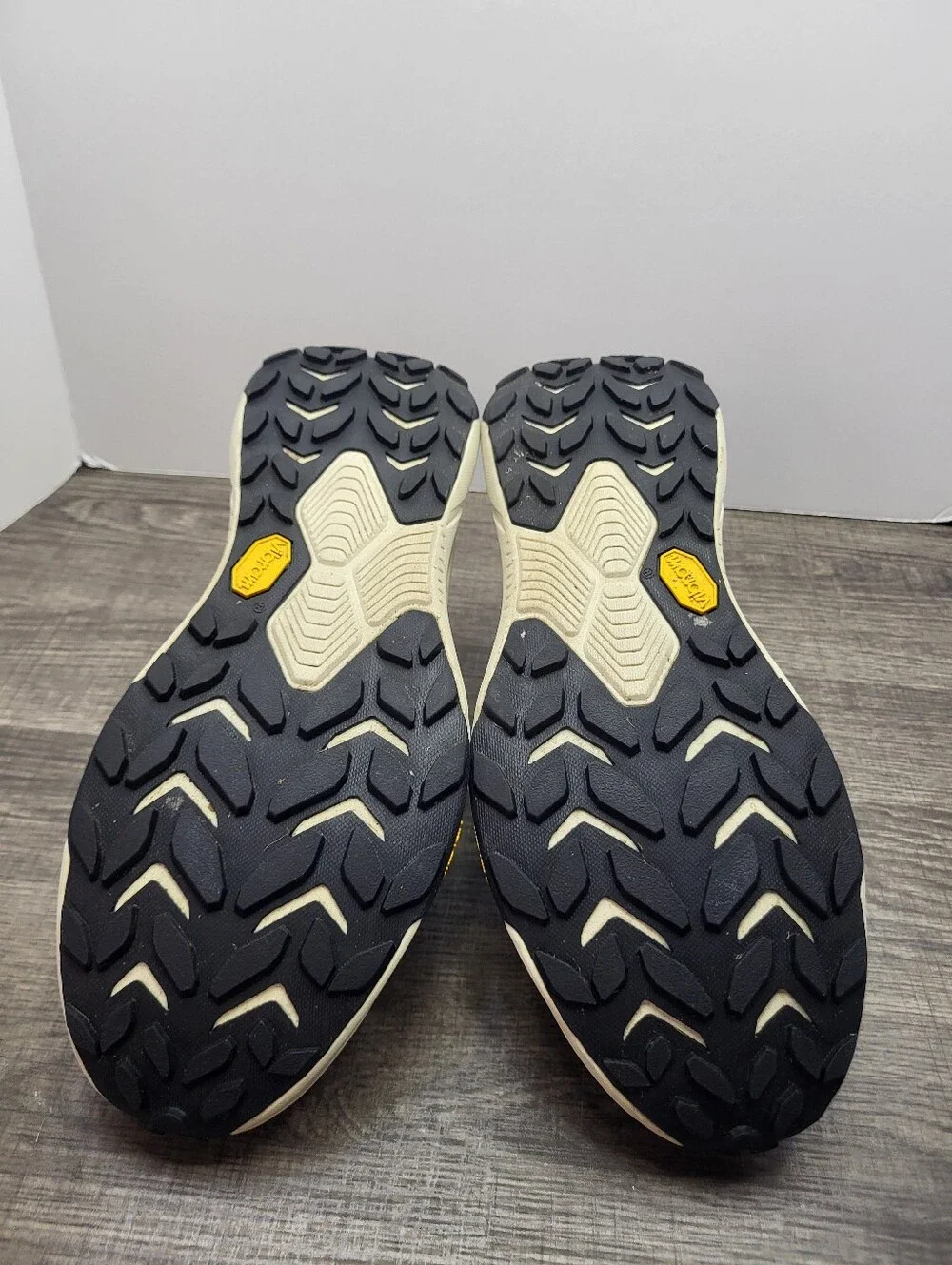 Hoka Transport Women Size 9 B Purple Smoky Quartz Oat Milk Trail Running Shoes